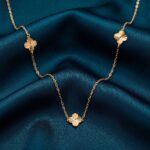 گردنبند طلا کم اجرت 18 عیار زنانه با زنجیر حلقه‌ای (فلامینگو) ناریا مدل سه ونکلیف تراش