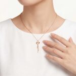 گردنبند طلا کم اجرت 18 عیار زنانه با زنجیر حلقه‌ای (فلامینگو) ناریا مدل ونکلیف تک تراش
